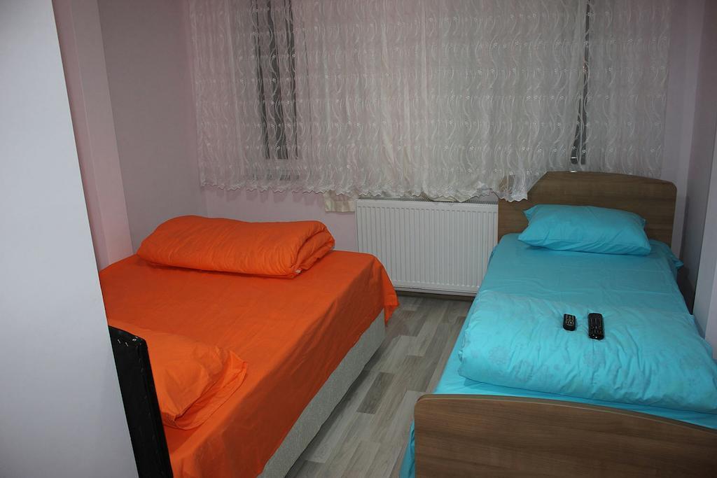 Aydınlı Pansiyon Caykara Oda fotoğraf